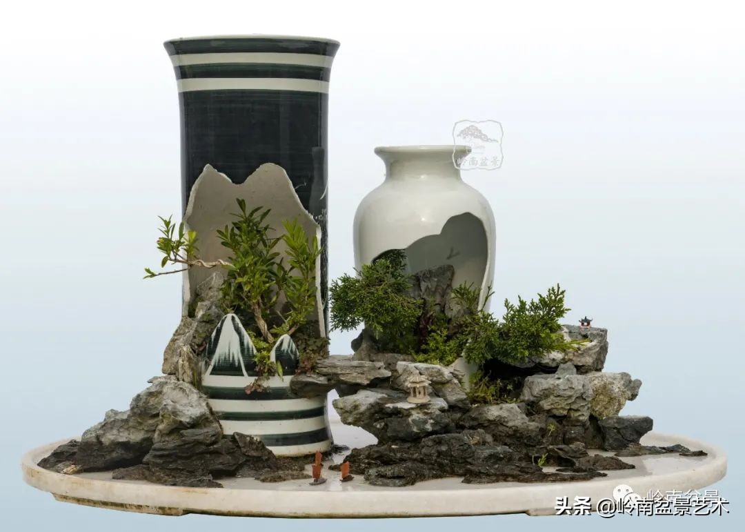 大师经典藏品,景德镇大师燕尾瓶价格