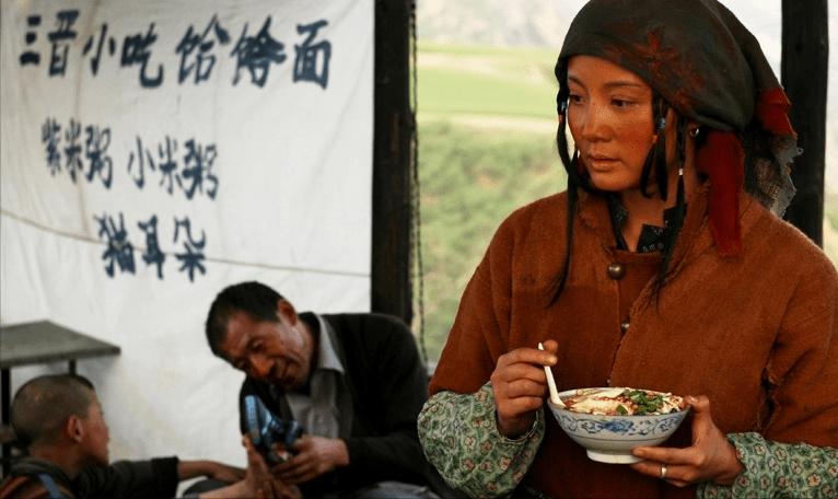 51岁陶虹风波后现身,47岁陶虹婚姻状况