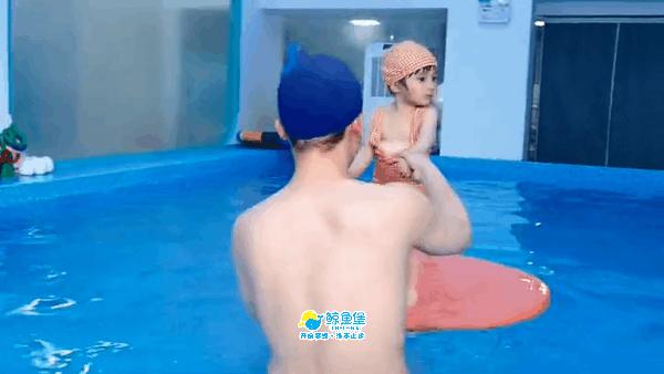 一年四次的课程、技术更新升级，维持门店竞争力