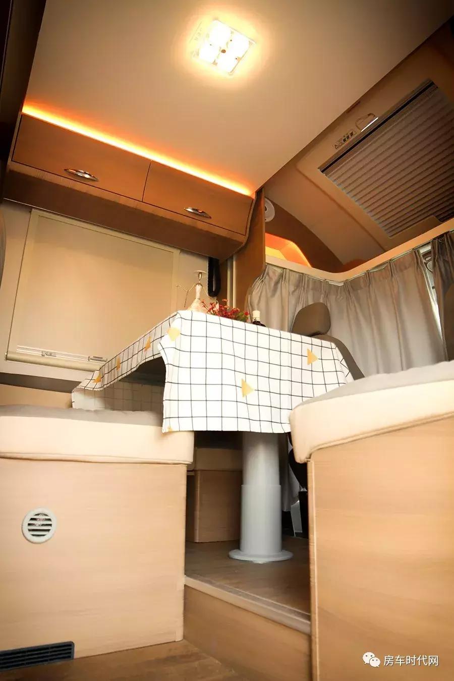 旌航依维柯欧胜c型自动挡房车,旌航最美观又适用的小额头房车