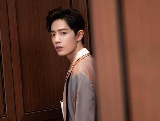 全程回忆“227事件”，看他因何从顶流成全民公敌？