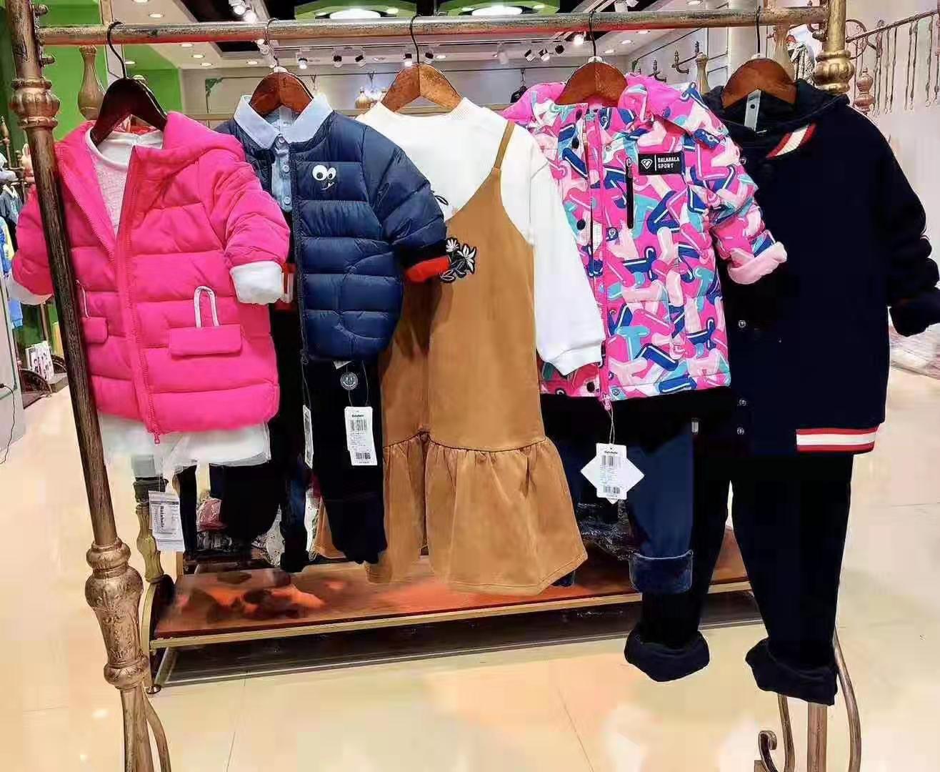 巴拉巴拉杭州旗舰店直播,门店限时折扣巴拉巴拉品牌童装