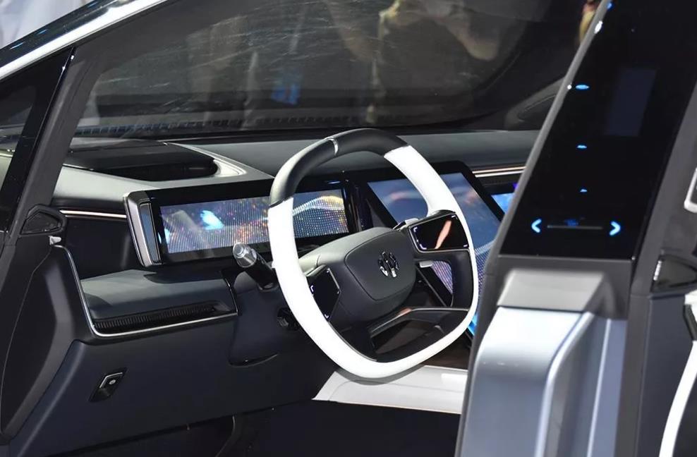 特斯拉最怕的一款车,特斯拉最大的纯电动车