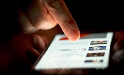 当你偷偷浏览成人网站时，会被谁知道？