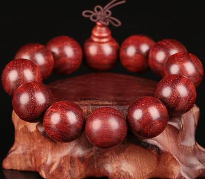 小叶紫檀鉴别及价格图片大全,小叶紫檀老算盘价格图片