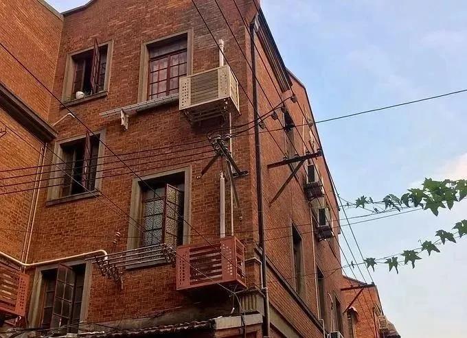 静安穿堂风别墅,静安别墅之光