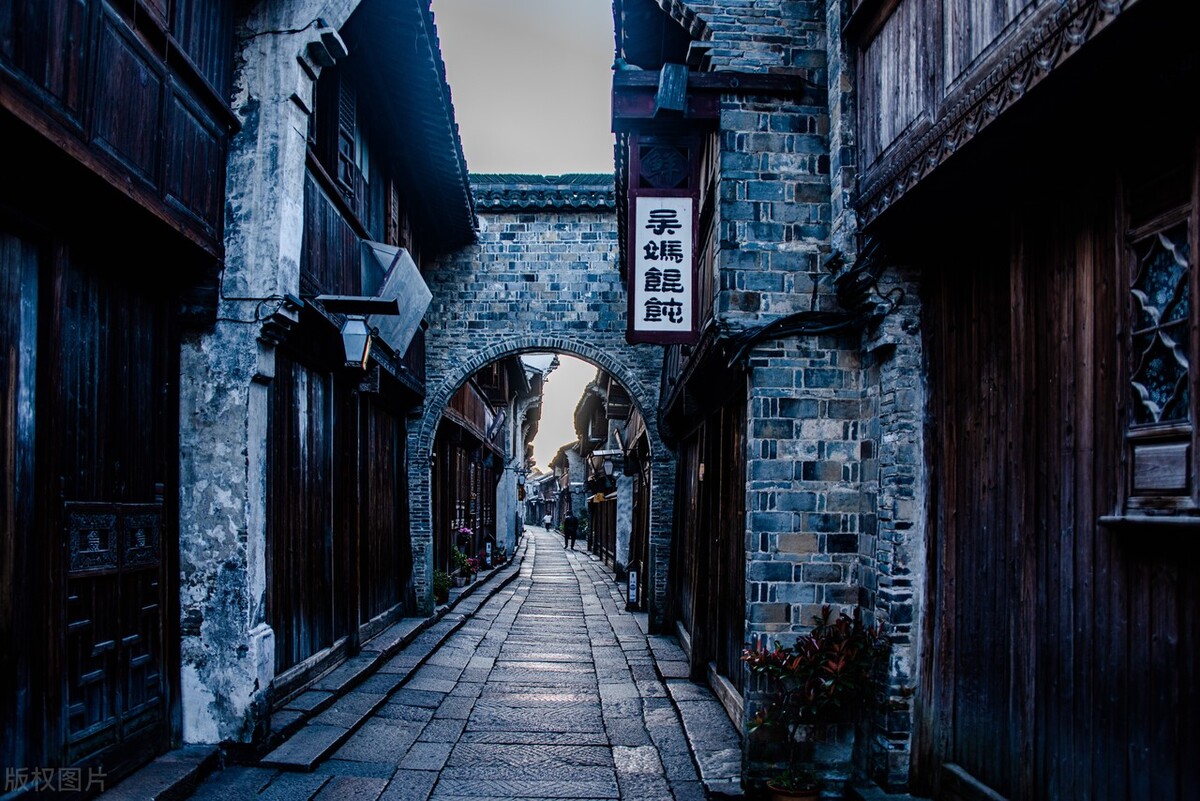 国内景色最美的十大古镇,国内风景优美的十大古镇