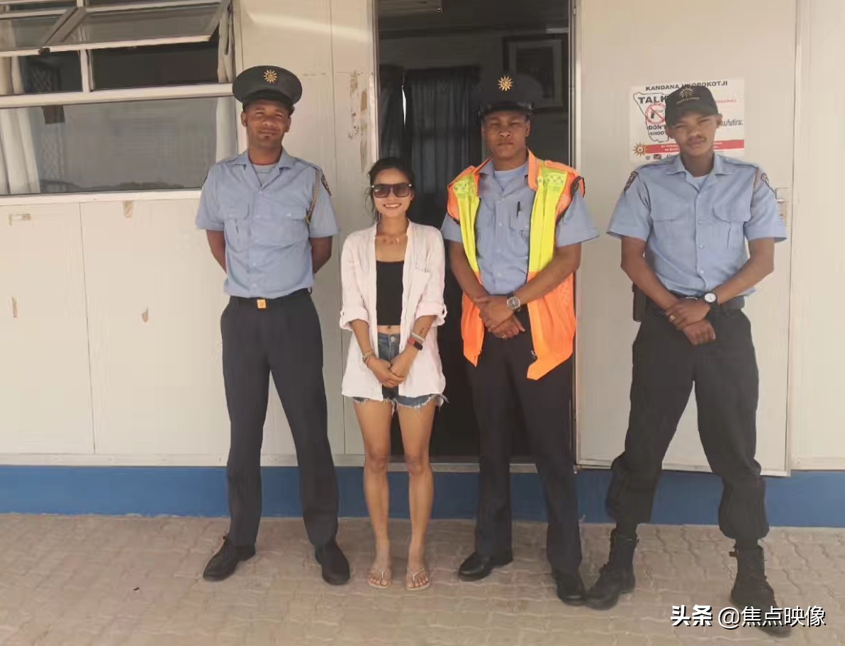 生如夏花绚烂死如落叶精美字体,生如夏花绚烂死如秋叶静美英语