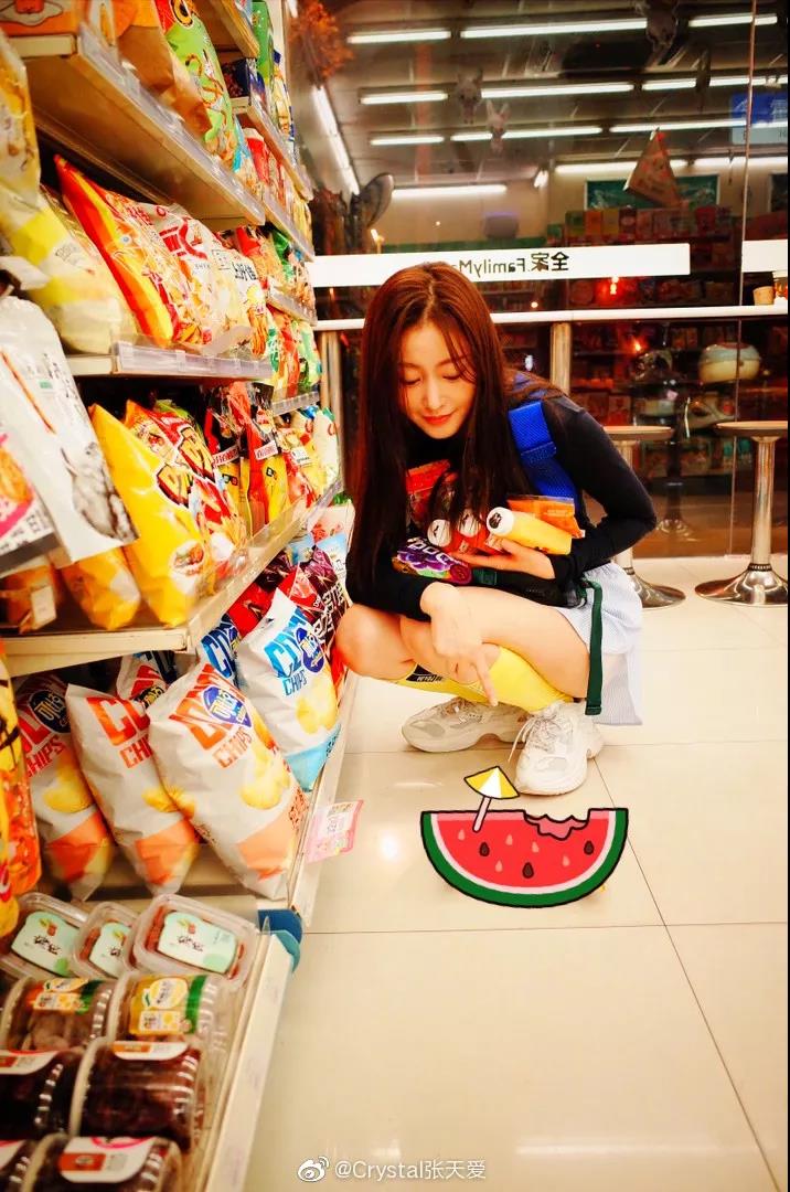 杨幂张天爱机场私服,张天爱和杨幂同框