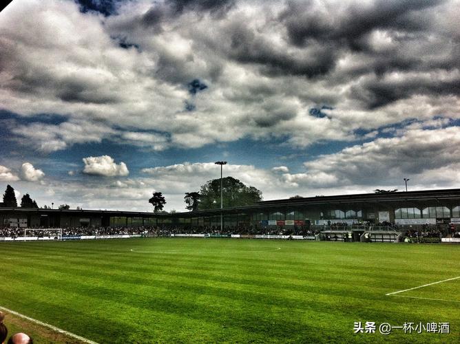 英格兰第四级别联赛专业球场,观看英格兰第8级别联赛