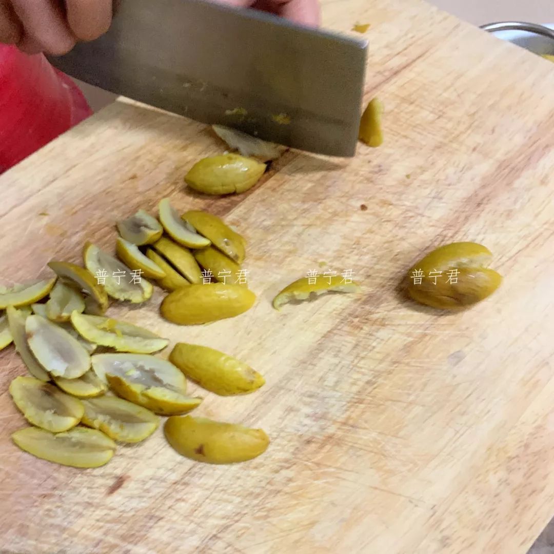 潮汕熬橄榄菜的橄榄怎么熬,潮汕橄榄菜怎么腌制橄榄不会软