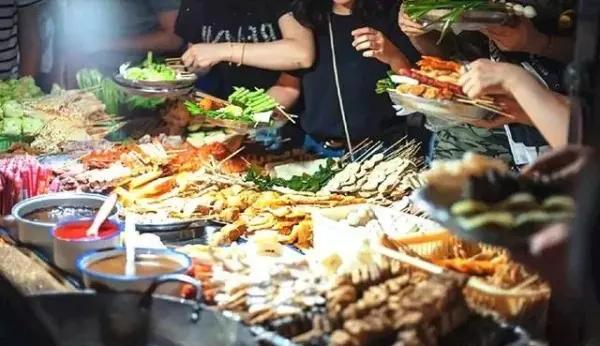 摆地摊什么美食方便好吃,摆地摊什么小吃最好卖