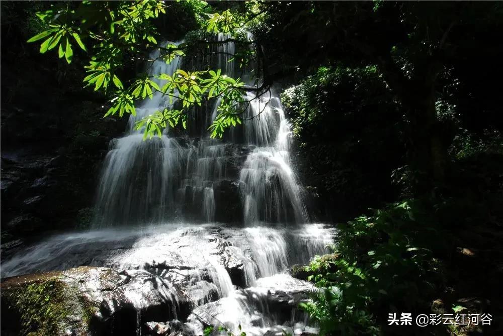 中国云南哪里好看,云南的云彩为什么好看