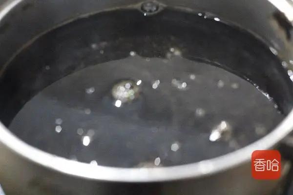 清热解暑的龟苓膏的做法,清热解暑的清凉龟苓膏