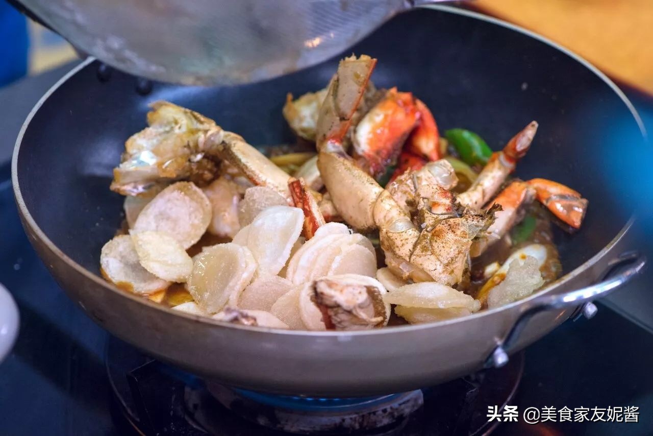 怎么样做香酥蟹,葱姜爆蟹教程