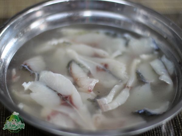 最新正宗的四川酸菜鱼做法,大厨教你做正宗的四川酸菜鱼