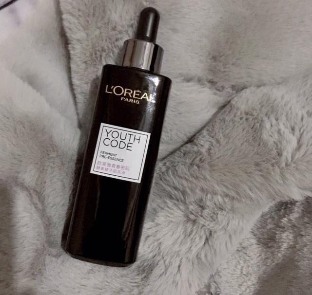 精华液测评：这些精华液美白补水，一涂告别暗黄干皮！小仙女必备