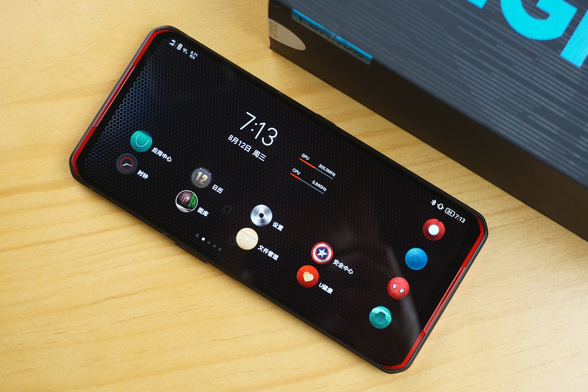 拯救者新电竞手机曝光,拯救者电竞手机一代还值得买吗