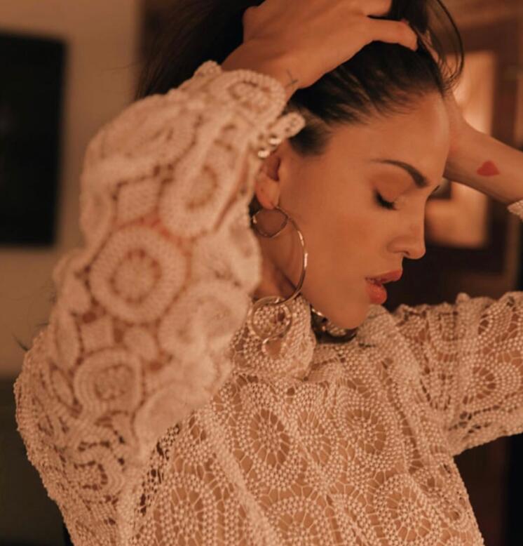 c罗绯闻女友视频,c罗和他的历任知名女友