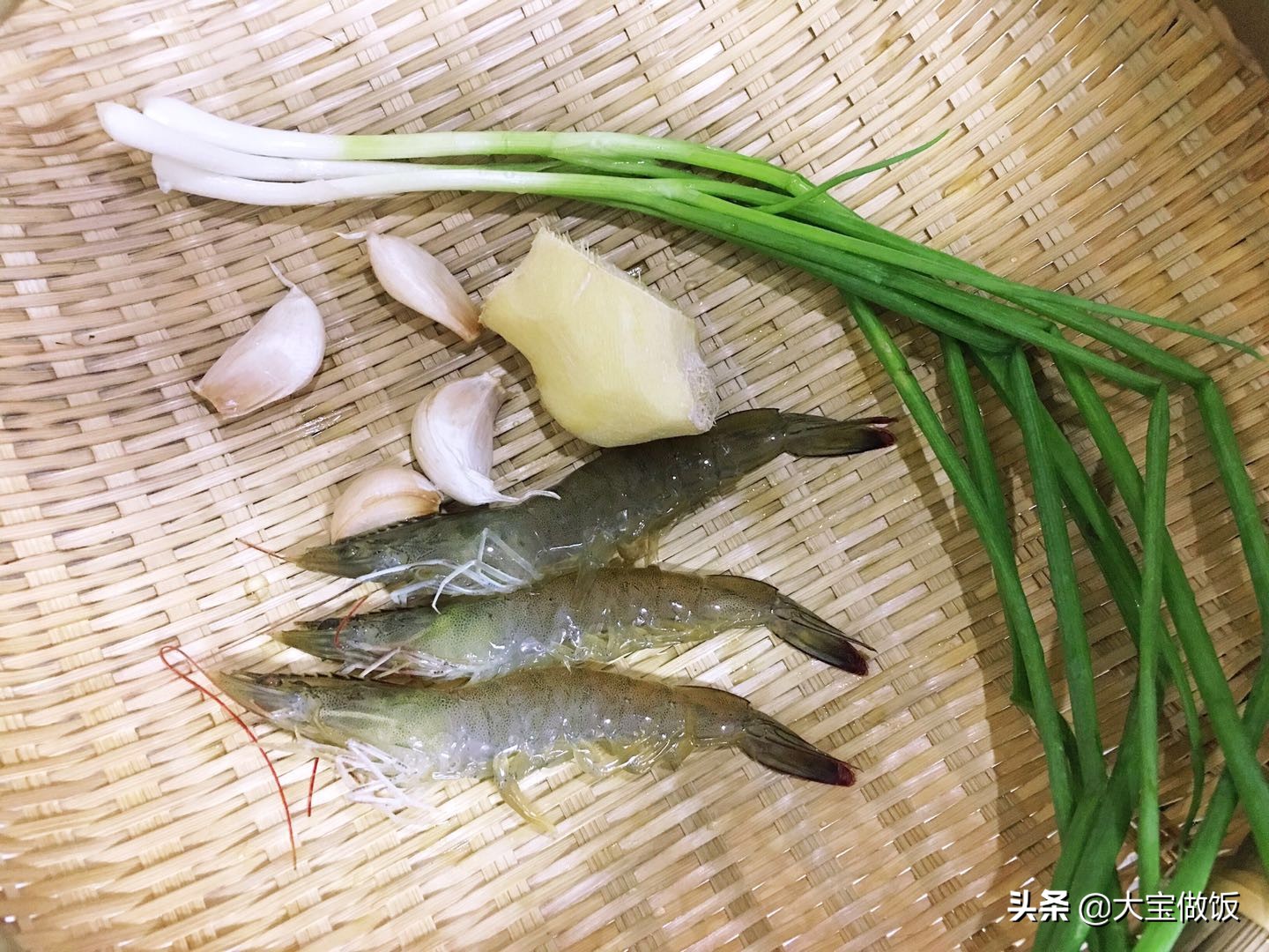 白灼大虾蘸料怎么调最简单,白灼大虾蘸料汁的做法大全