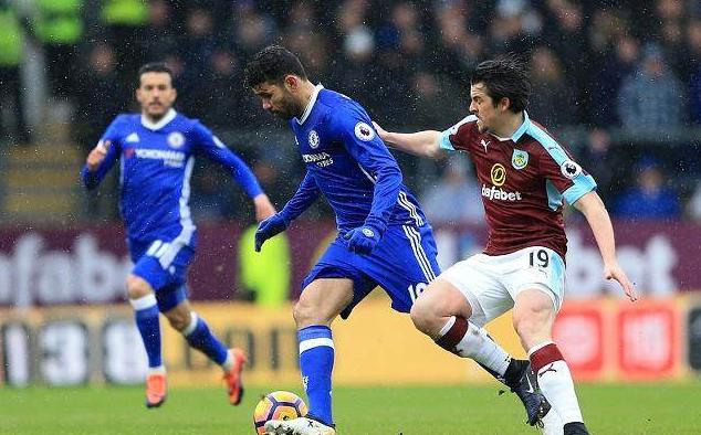 盘点足坛擅长“假摔”的球星，在他面前，内马尔只能排第二