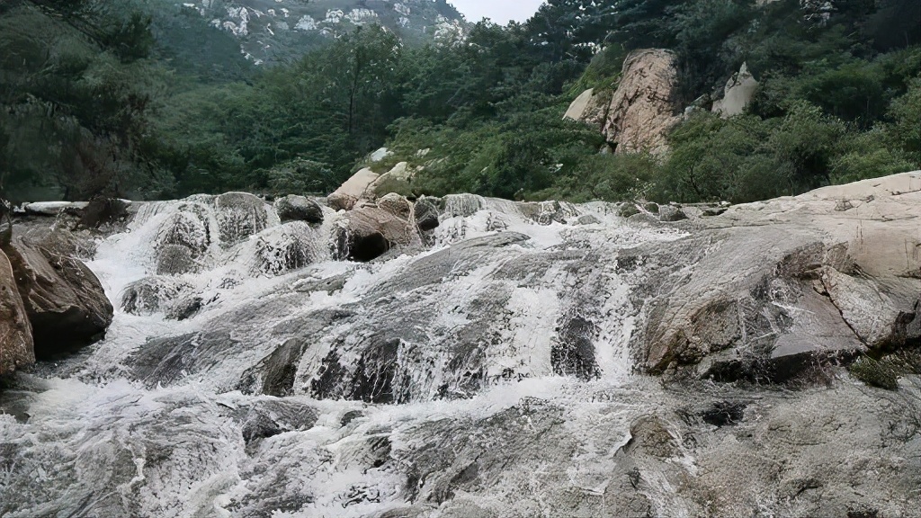 距离济南市区车程1.5小时，居然还藏着这么个游玩胜地，风光绝美令人羡艳，值得去打卡！