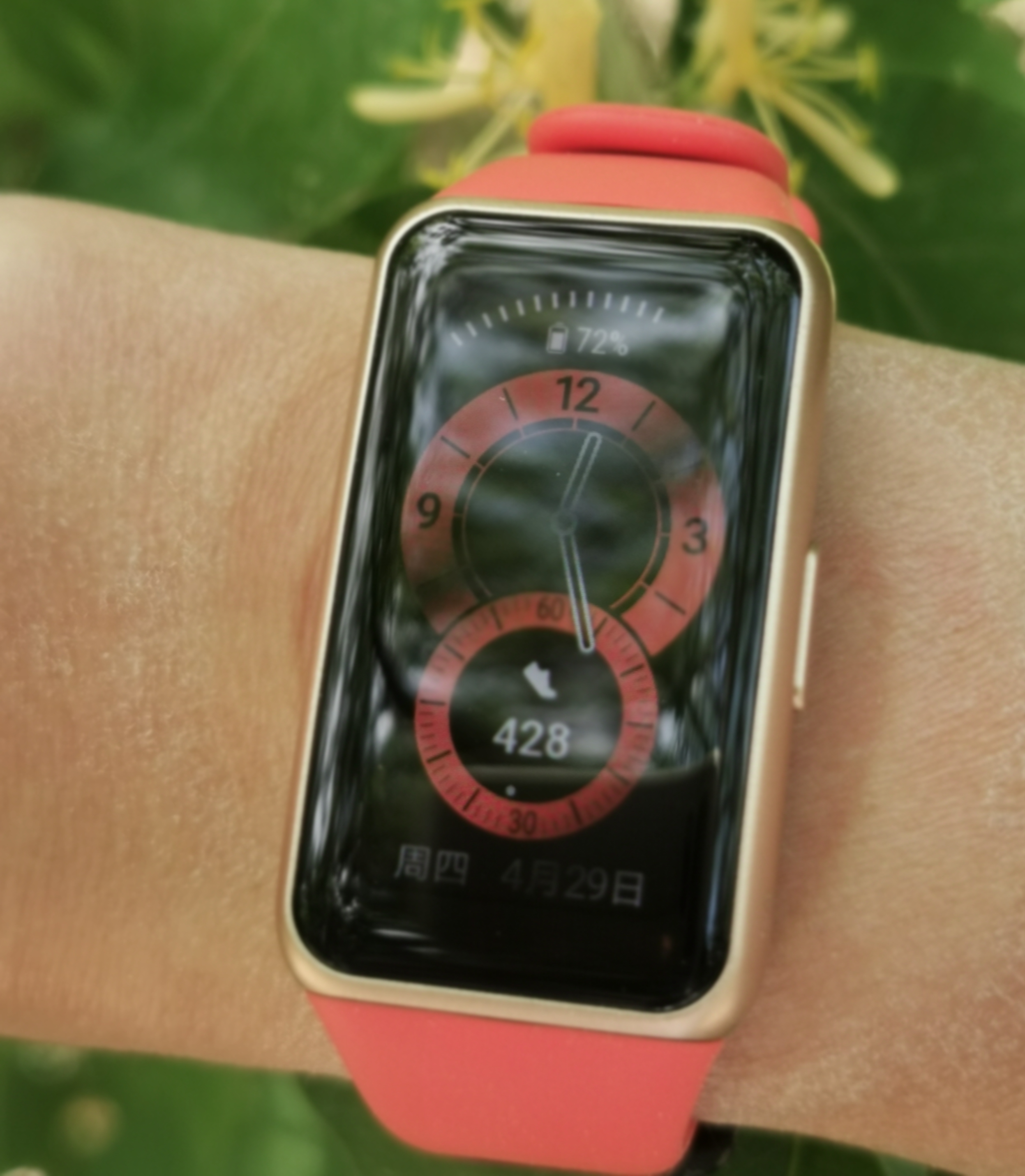 小米手环6华为手环6心率哪个准,华为手环6心率监测几通道的