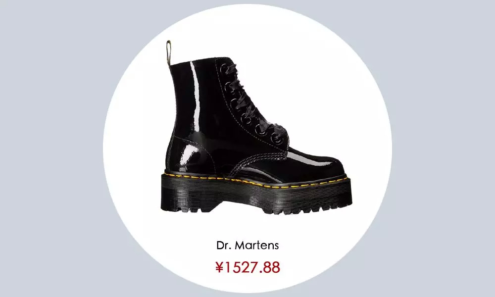 一点也不热，酷妹的马丁靴里都有空调