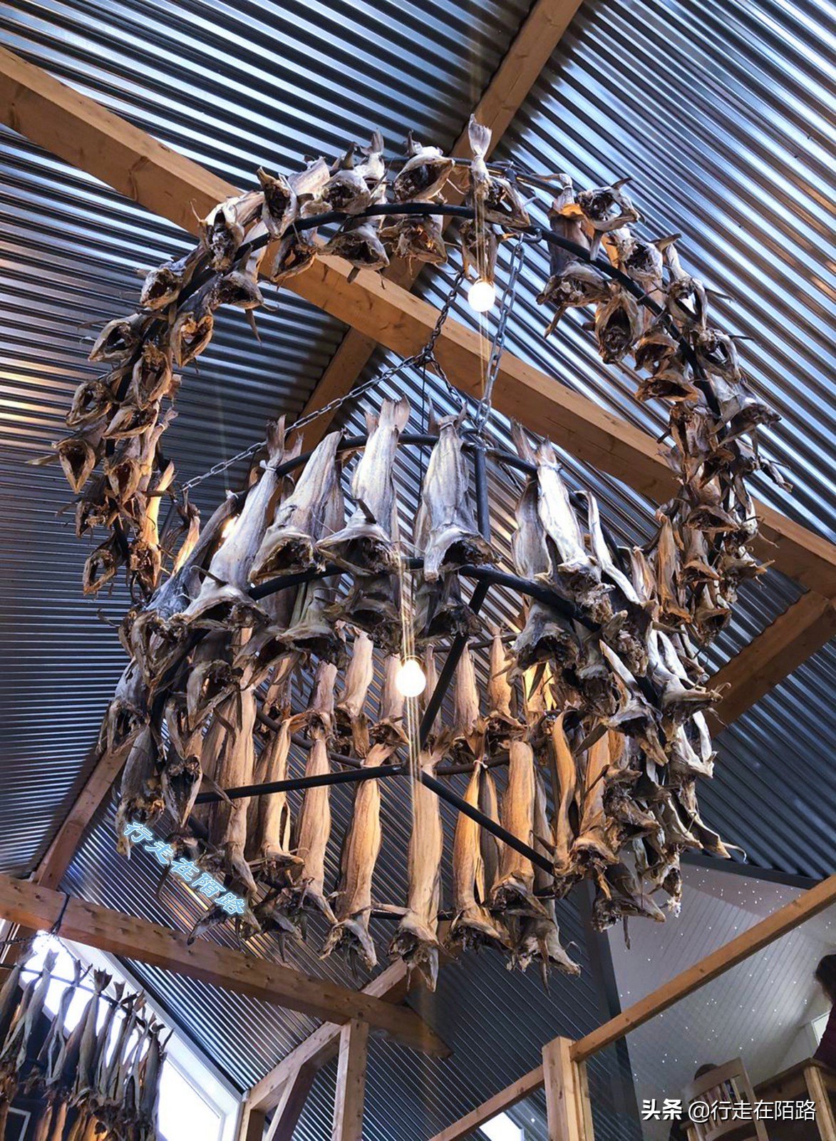 砸锅卖铁上一句,砸锅卖铁也要供你上学的励志语录