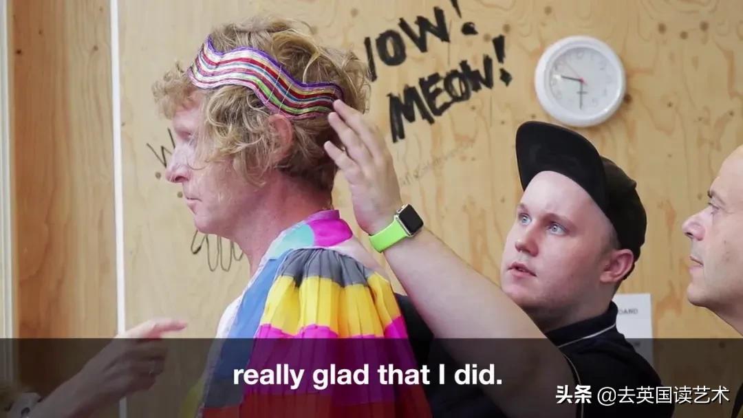 他以一己之力，让UAL的毕业典礼变成“女装大佬”的异装盛会