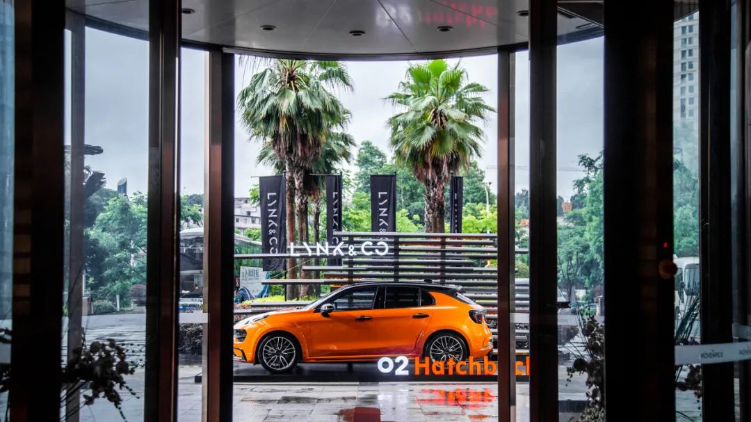 领克02hatchback后备箱空间,领克02hatchback2022