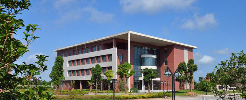 上海大专学历最低分,上海大专学历有前途吗