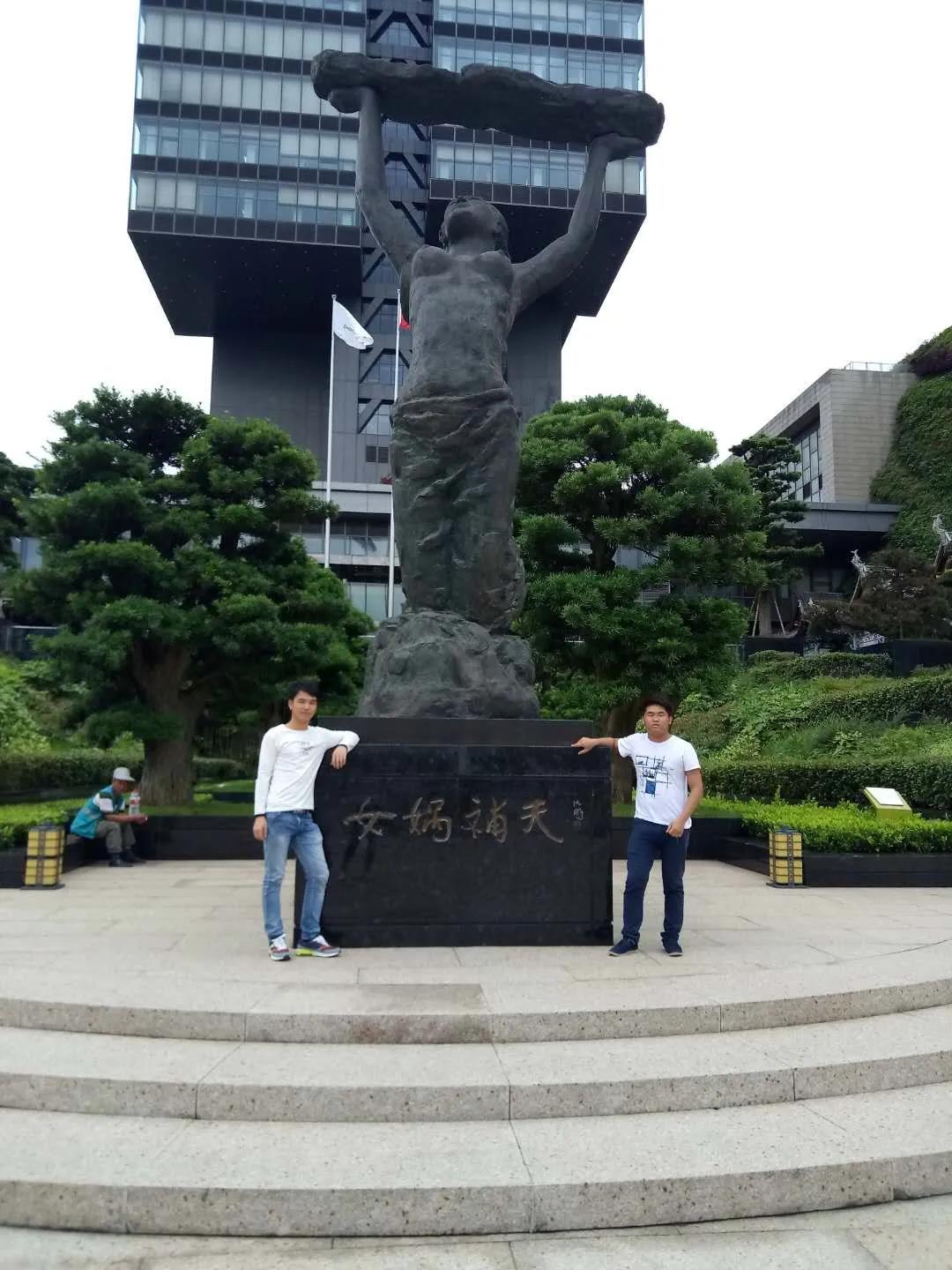 偌大的城市我的栖身之处在何处,偌大的城市容不下一个漂泊的灵魂