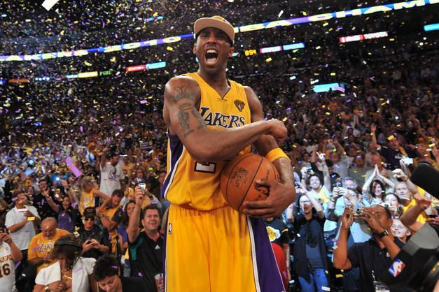 致敬传奇科比最后一战,致敬科比的精彩瞬间