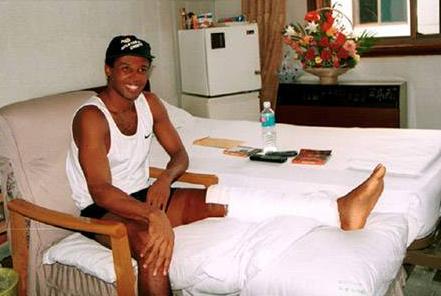 韦世豪恶意伤人事件,韦世豪足球事件