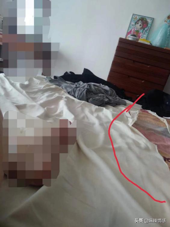 涉嫌性侵养女长达3年，“总裁父亲”被曝光：多少*兽禽**，披着*皮人**