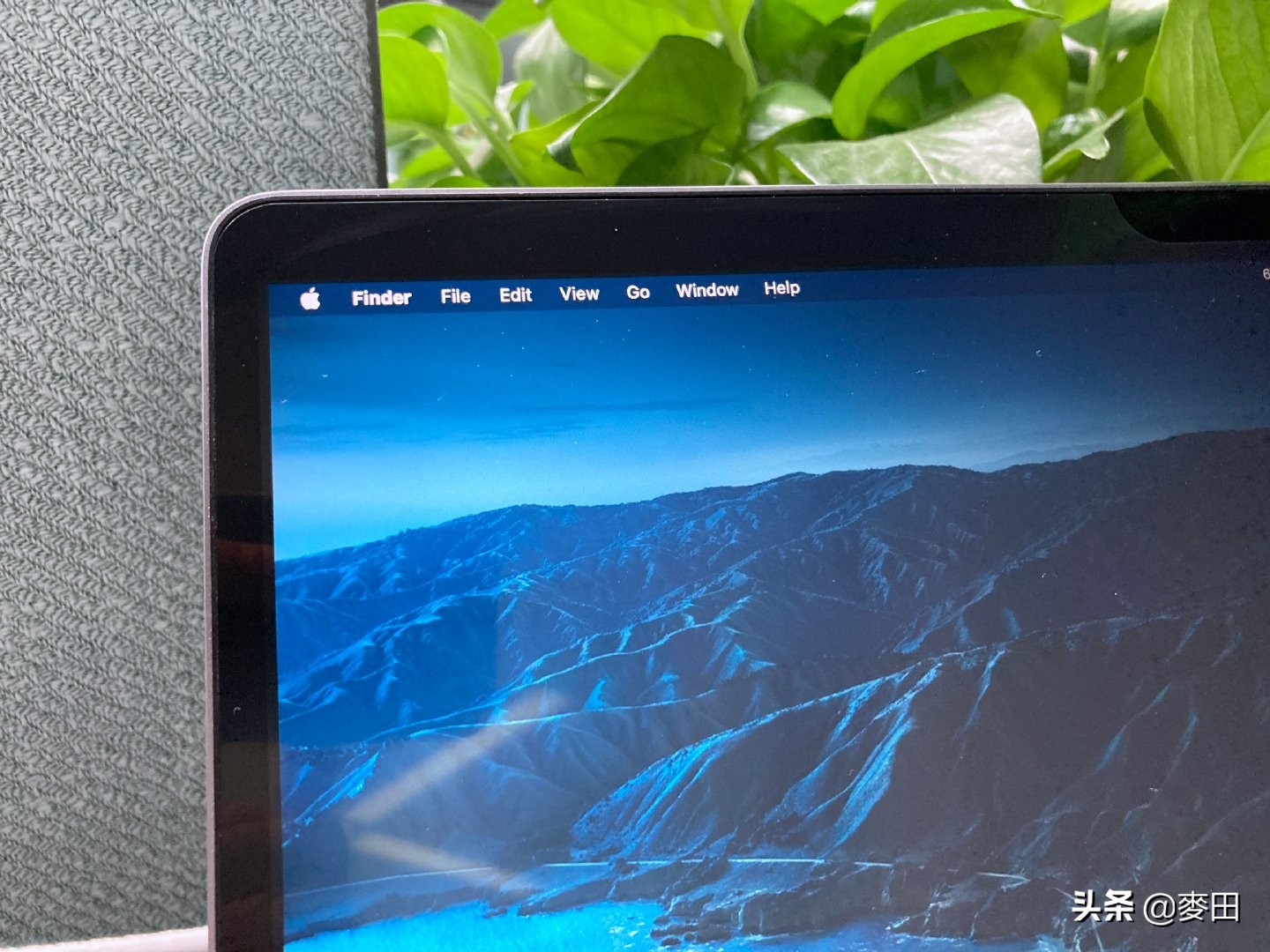 现在买macbookM1芯片合适吗,现在买macbookairm1的电池