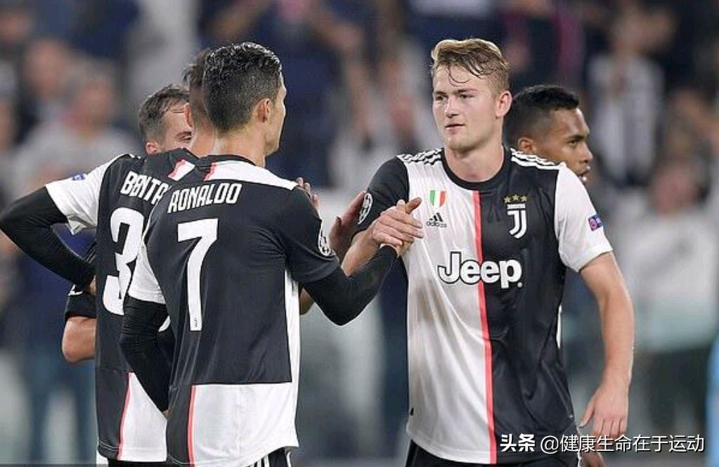 无人能及！C罗成当今足坛三大新星的超级偶像，2022年或加冕球王