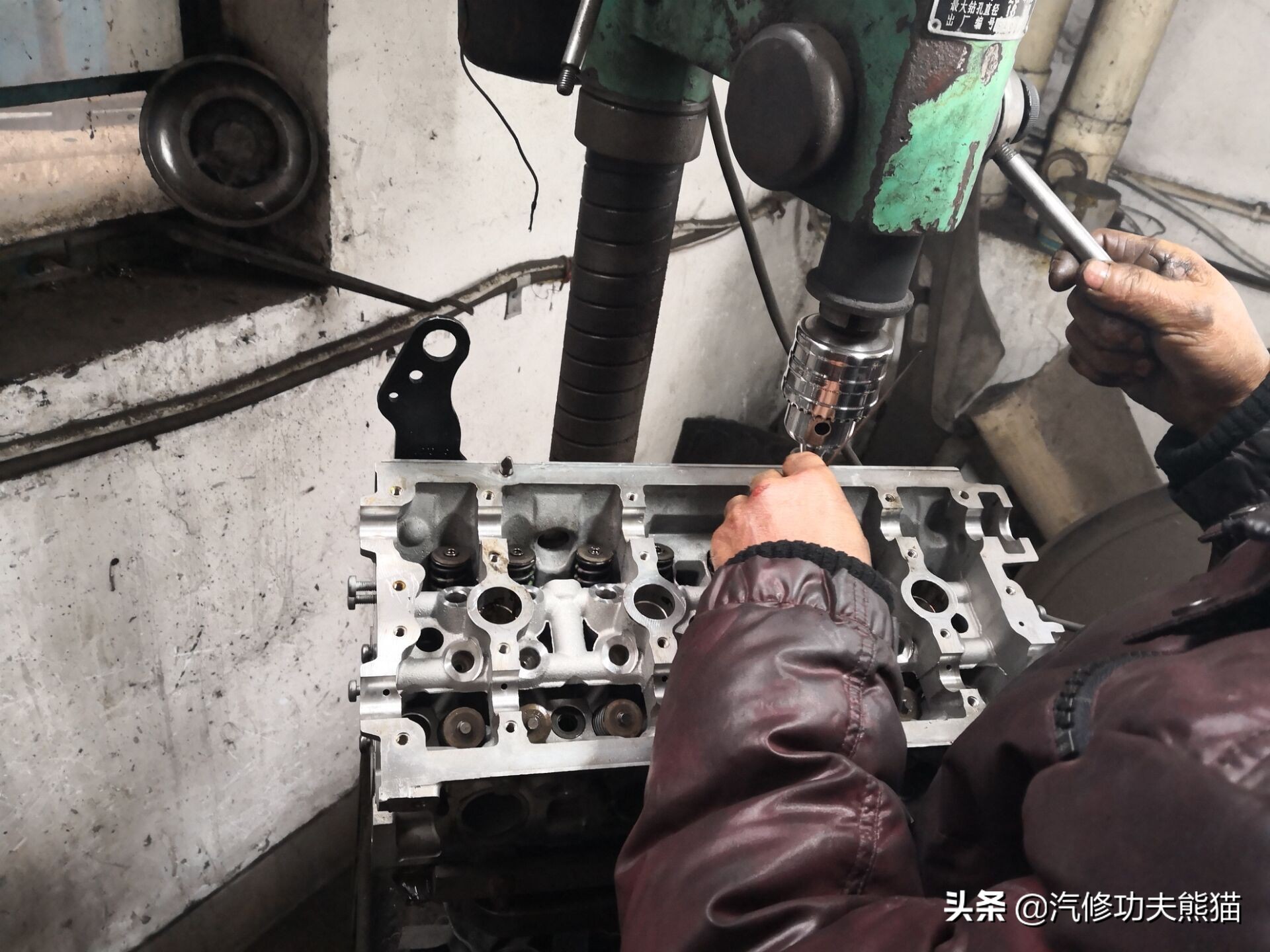 13年奥迪tts多少公里烧机油,奥迪tts急加速故障灯