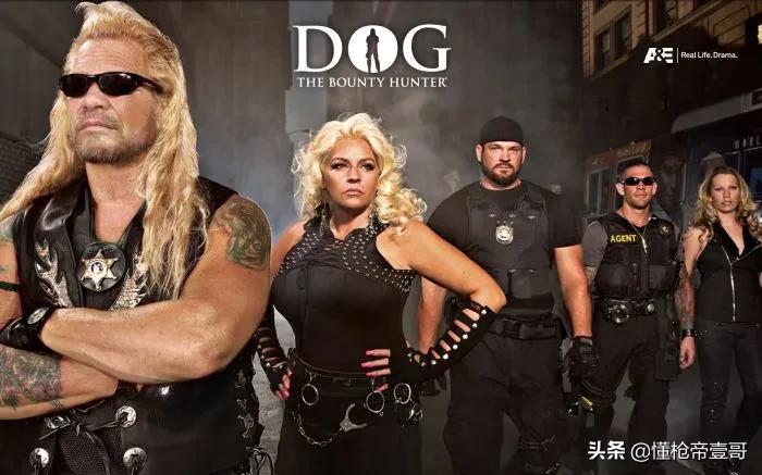 警方悬赏15万元抓捕逃犯,警方悬赏20万缉拿逃犯犯了什么罪