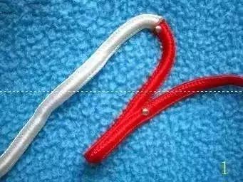 单绳串珠间隔打结方法教程,单绳串珠打结的方法