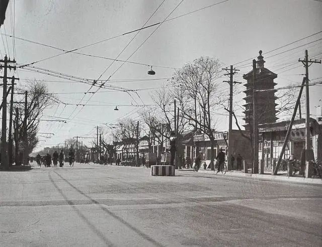 40年前的照片满满的回忆,致青春致回忆三十年前的老照片