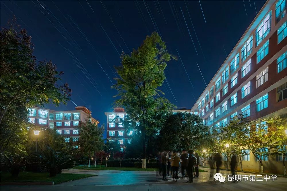 三年级主题征文600字爱国主义,三年级中华魂征文作文