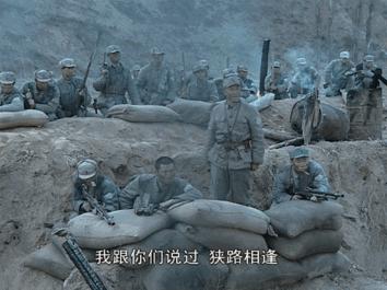 奇葩！5.7米的高粱引村民烧香祭拜，各国军营里迷信有哪些？