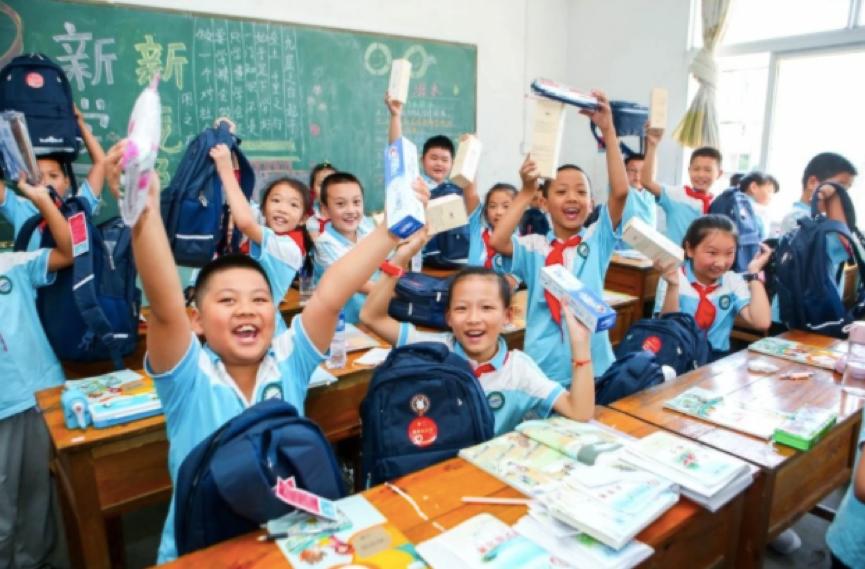 少年强则国强为祖国庆节生,少年强则国强共筑冬奥梦