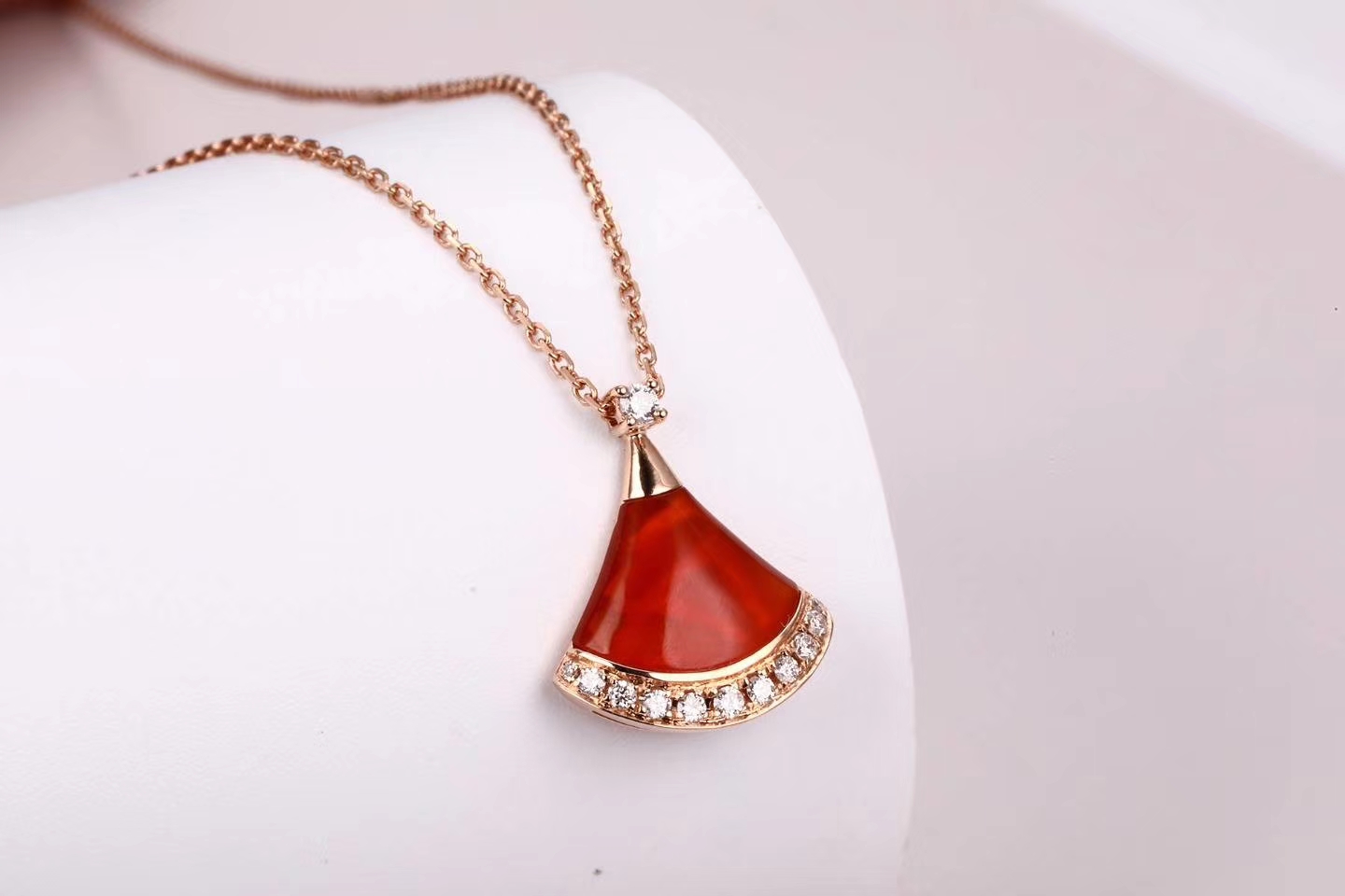 珠宝首饰行业以旧换新,珠宝专业分享