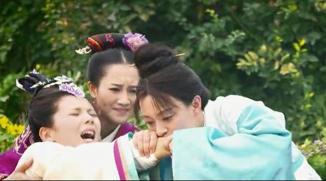 被蛇咬了可以口吸毒液吗,人被蛇咬了为什么要把毒液挤出来