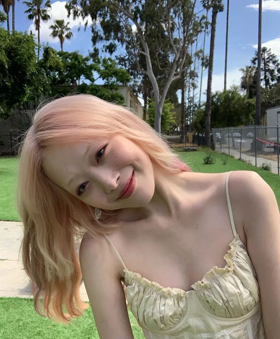 泫雅有没有可能成为雪莉,泫雅回应被指丰唇新闻