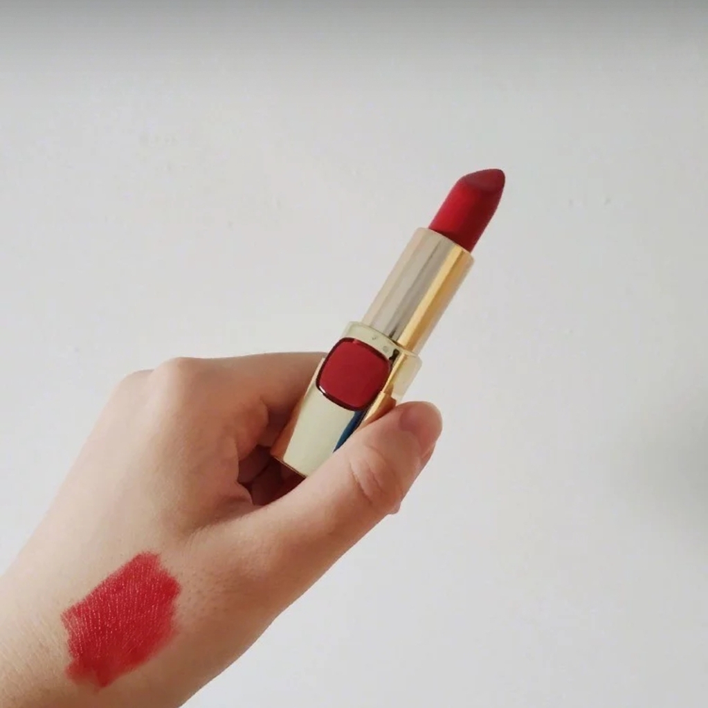 平价战斗机口红试色,欧莱雅最值得推荐的口红