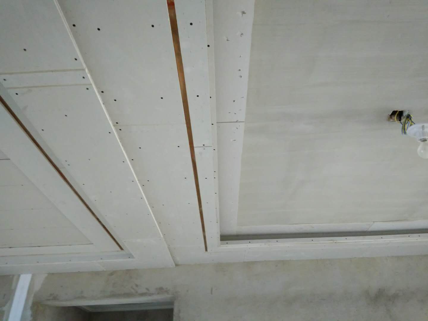 120平高层房子3室两厅装修,简装修无吊顶房子三室两厅120平